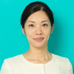 新實 礼子
