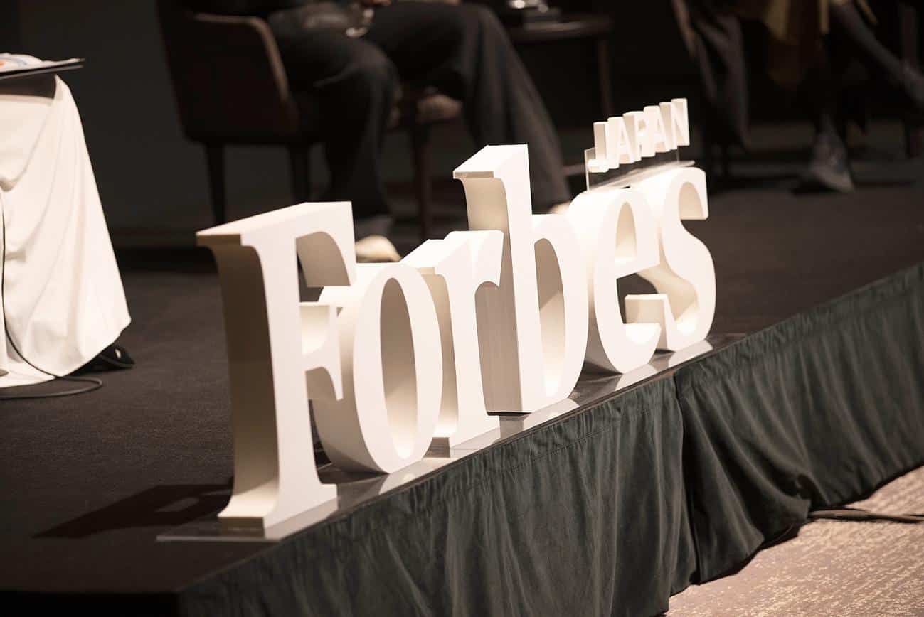 Forbes JAPAN ロゴのお写真
